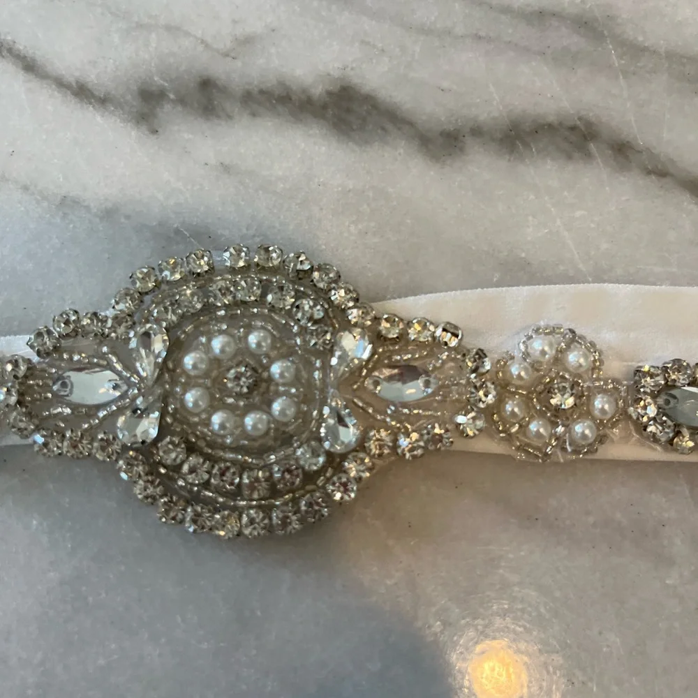 Embroidered belt